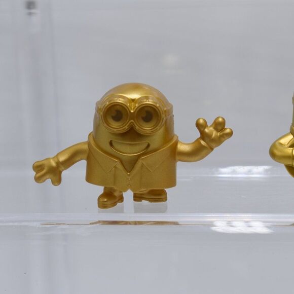 McDonald's Happy Meal Lot Of 6 Mini Golden Minions - Picture 7 of 7